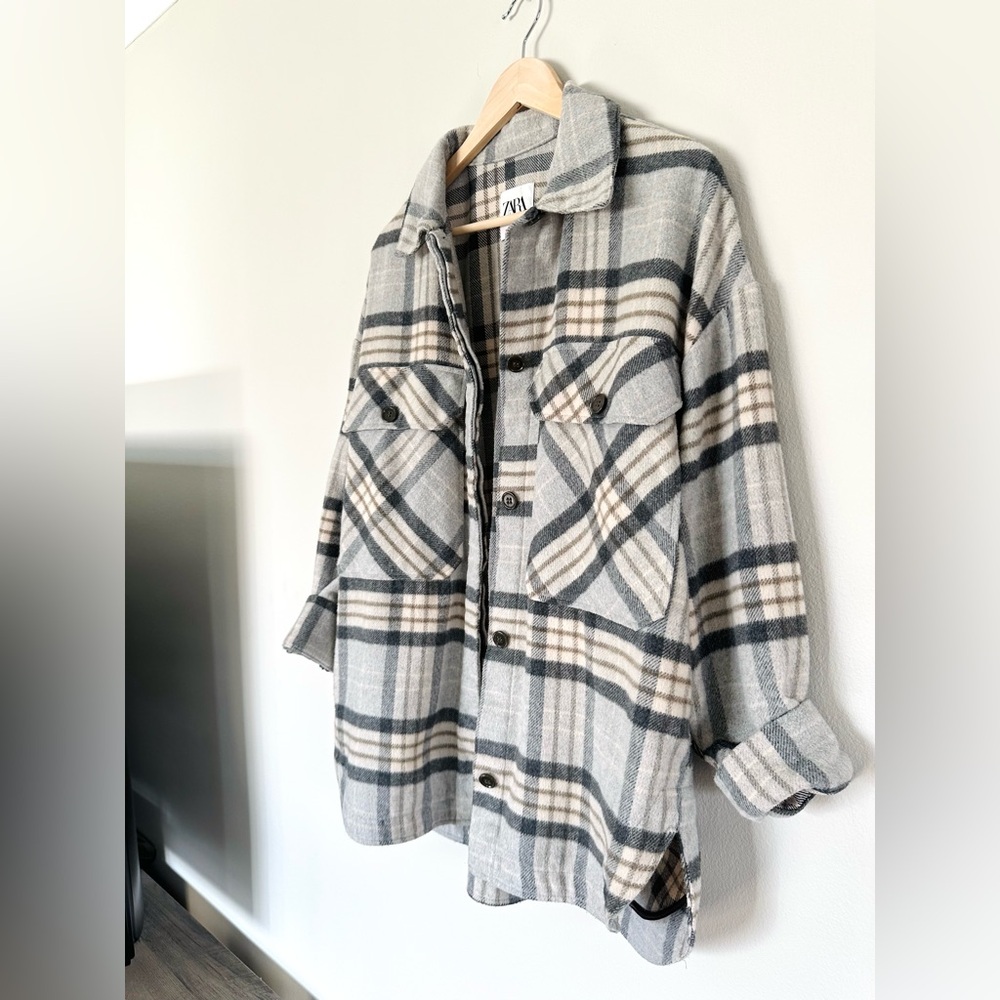SOLD✔️2/18: NWOT Zara Plaid Overshirt, Size Large - Picture 8 of 15